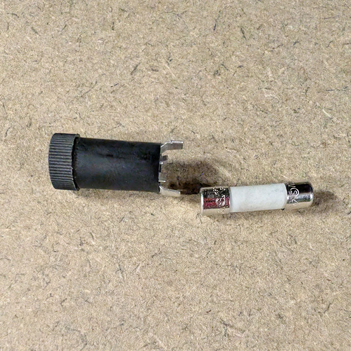 Potterycrafts 13.5A Anti Surge Fuse & Holder For CERA Controller